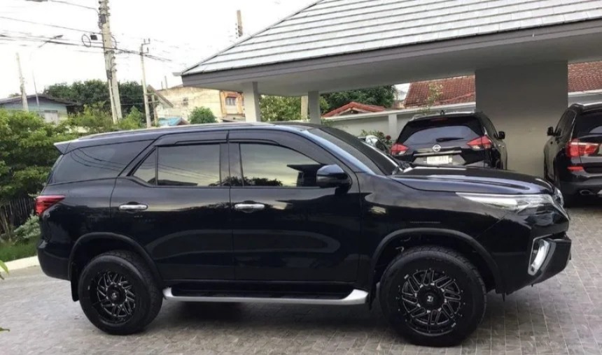2019 Toyota Fortuner 2.4L Turbo Diesel | 25,000 KM | 7-Seater Adventure SUV